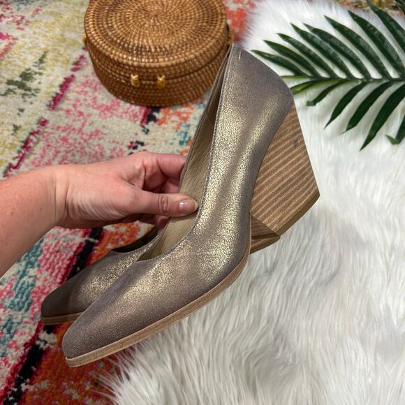 $210 Eileen Fisher Brown Block Heeled Hawk Metallic Suede Pump Heel 10 - Picture 6 of 11